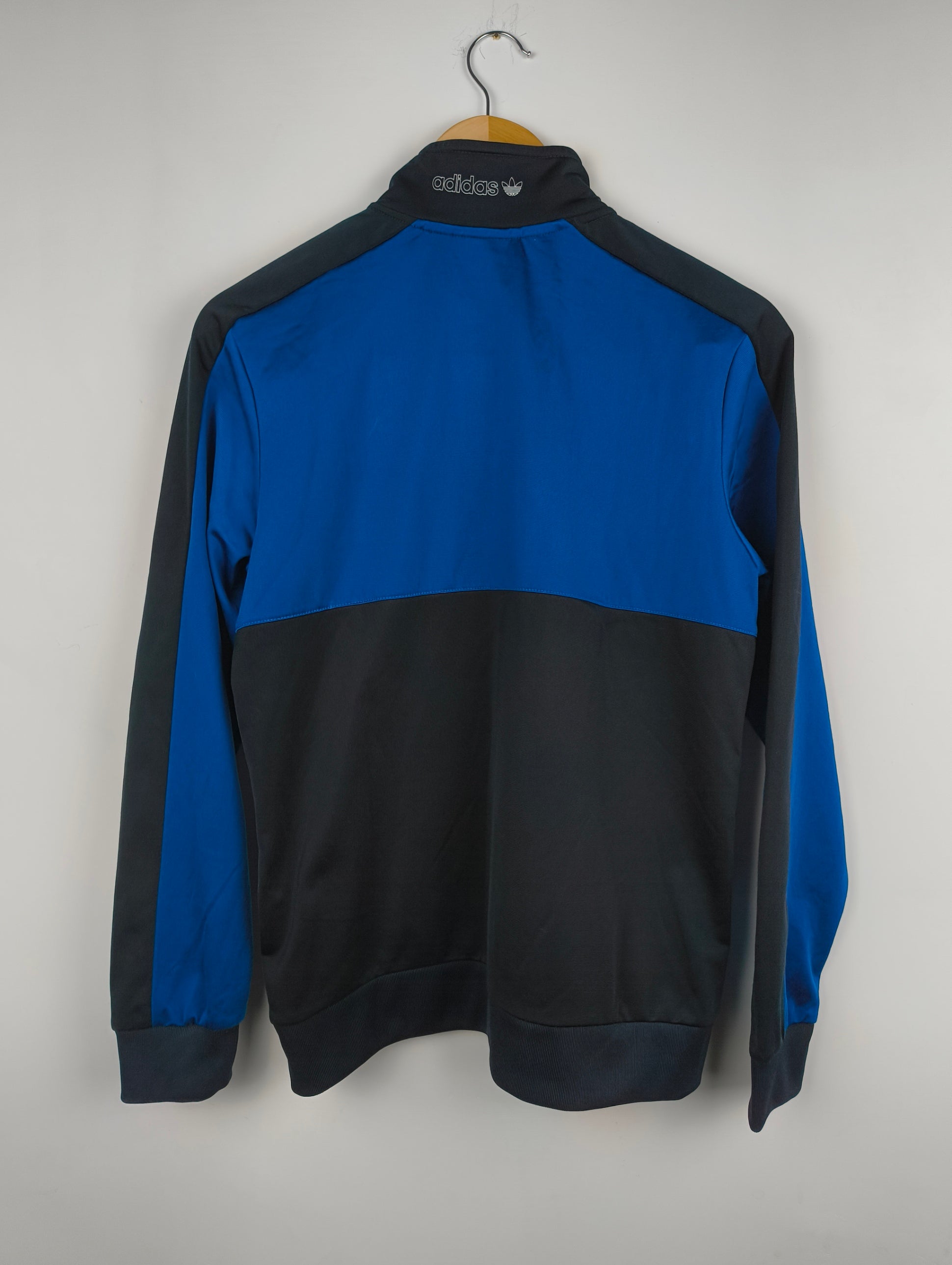 ADIDAS TRACKTOP 2000's