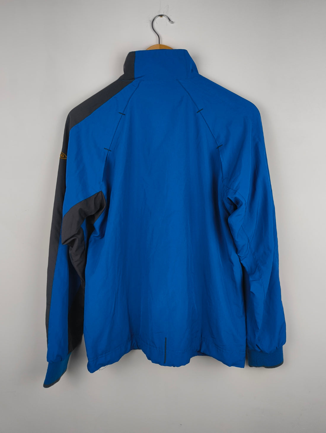 PUMA TRACKTOP 2000's